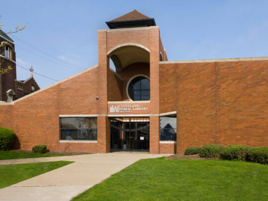 Exterior of Union branch building and its entrance